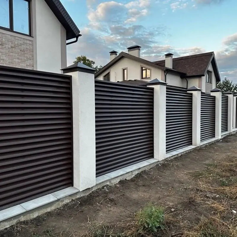 Full Privacy Ventilated Outdoor Wall Fencing Panels Horizontal Aluminum Slat Fencing Black Powder Coating Heat Eco-Friendly
