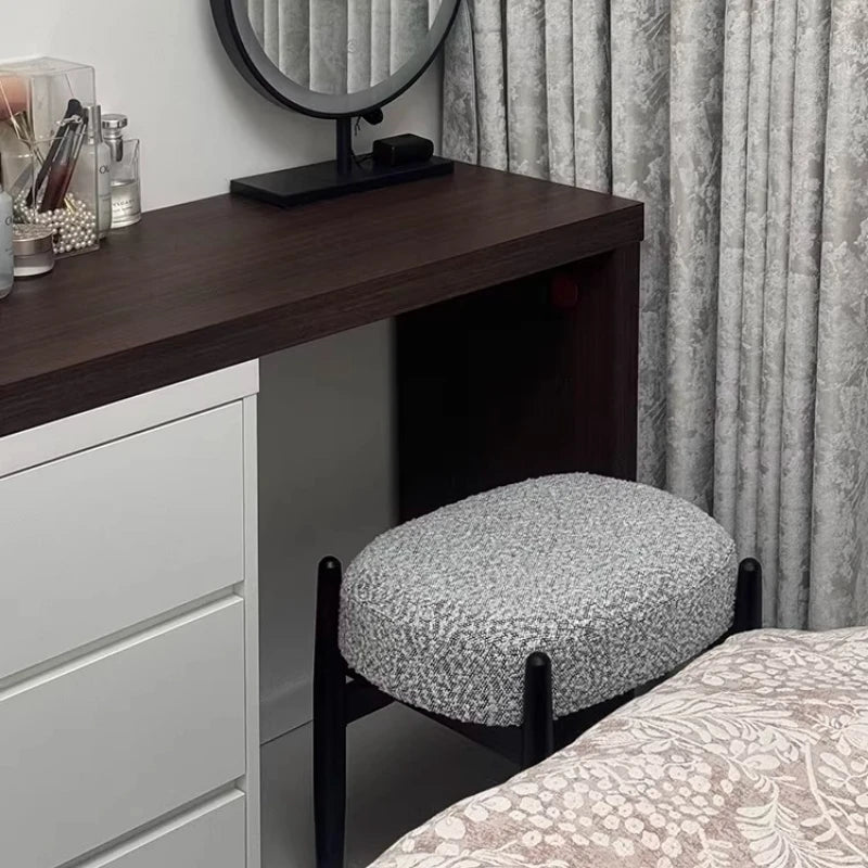 Home Wooden Vanity Chair Desk Liquidation Headdresses Dressing Vanity Chair Comfortable Makeup Muebles Bedroom Furniture