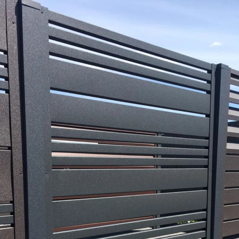 Full Privacy Ventilated Outdoor Wall Fencing Panels Horizontal Aluminum Slat Fencing Black Powder Coating Heat Eco-Friendly